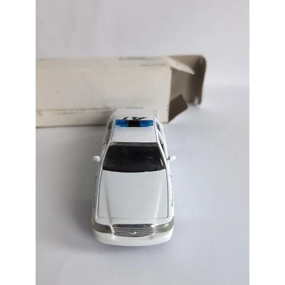 ROAD CHAMPS Volusia COUNTY SHERIFF'S OFFICE 1:43 SCALE DIECAST METAL POLICE CAR